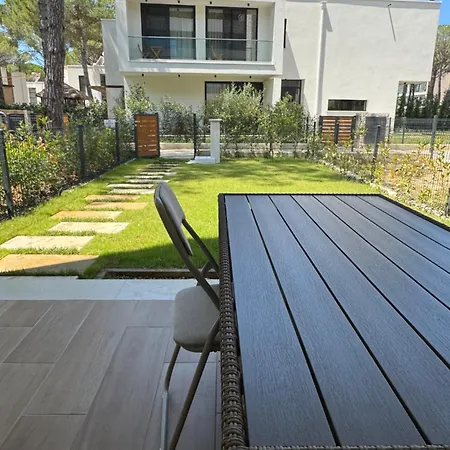 شقة San Pietro Premium With Private Garden