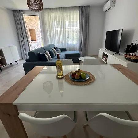 Apartament San Pietro Premium With Private Garden