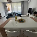 公寓 San Pietro Premium Apartment Near Melia With Private Garden